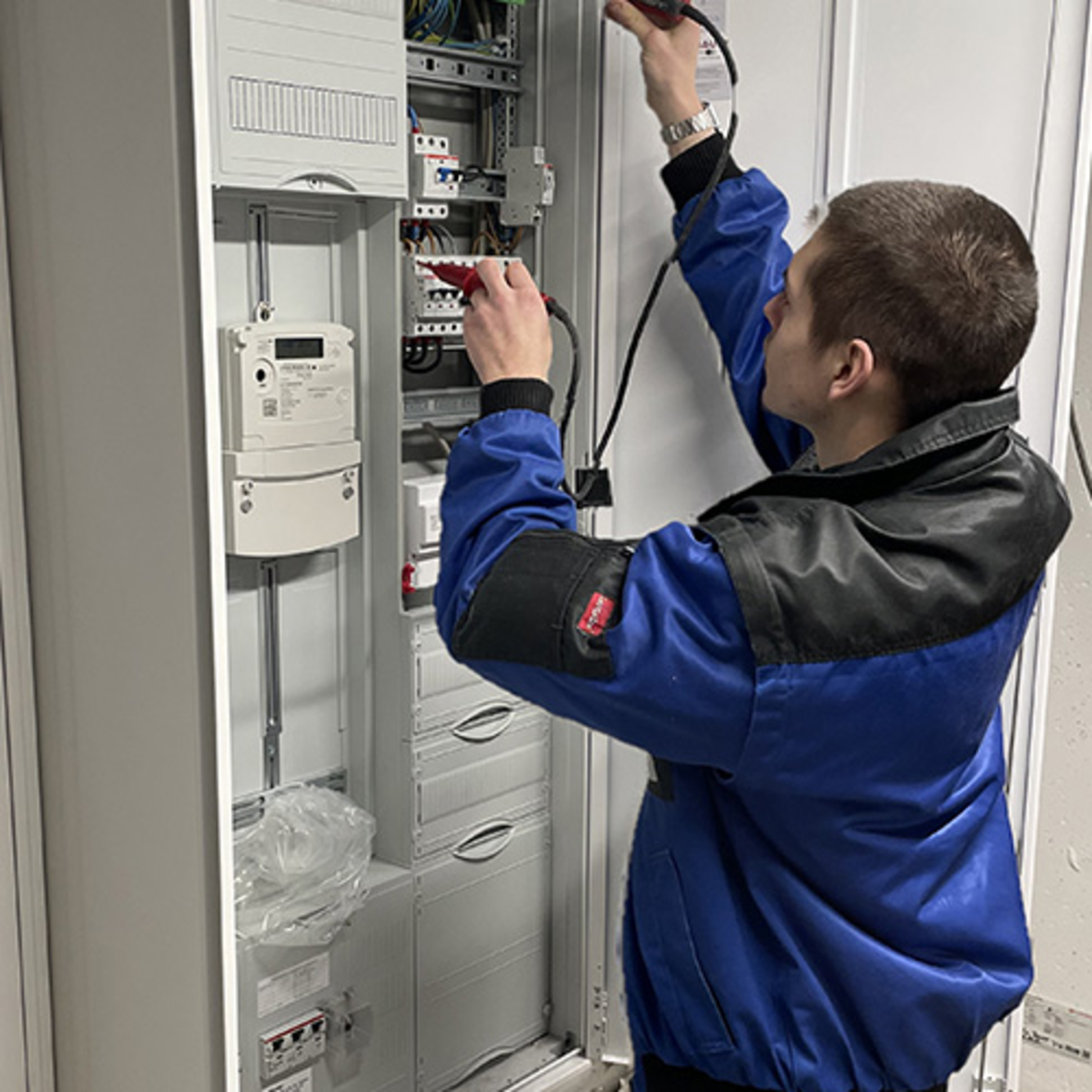 Elektroniker für Energie- und Gebäudetechnik (m/w/d) bei Klaus Bauer GmbH Elektroanlagen in Döbeln